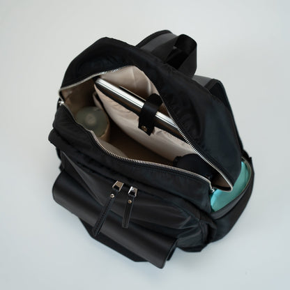 MIOREA Essential Backpack – Smart Utility Edition – “これ一つで、ママの一日が整う多機能リュック”