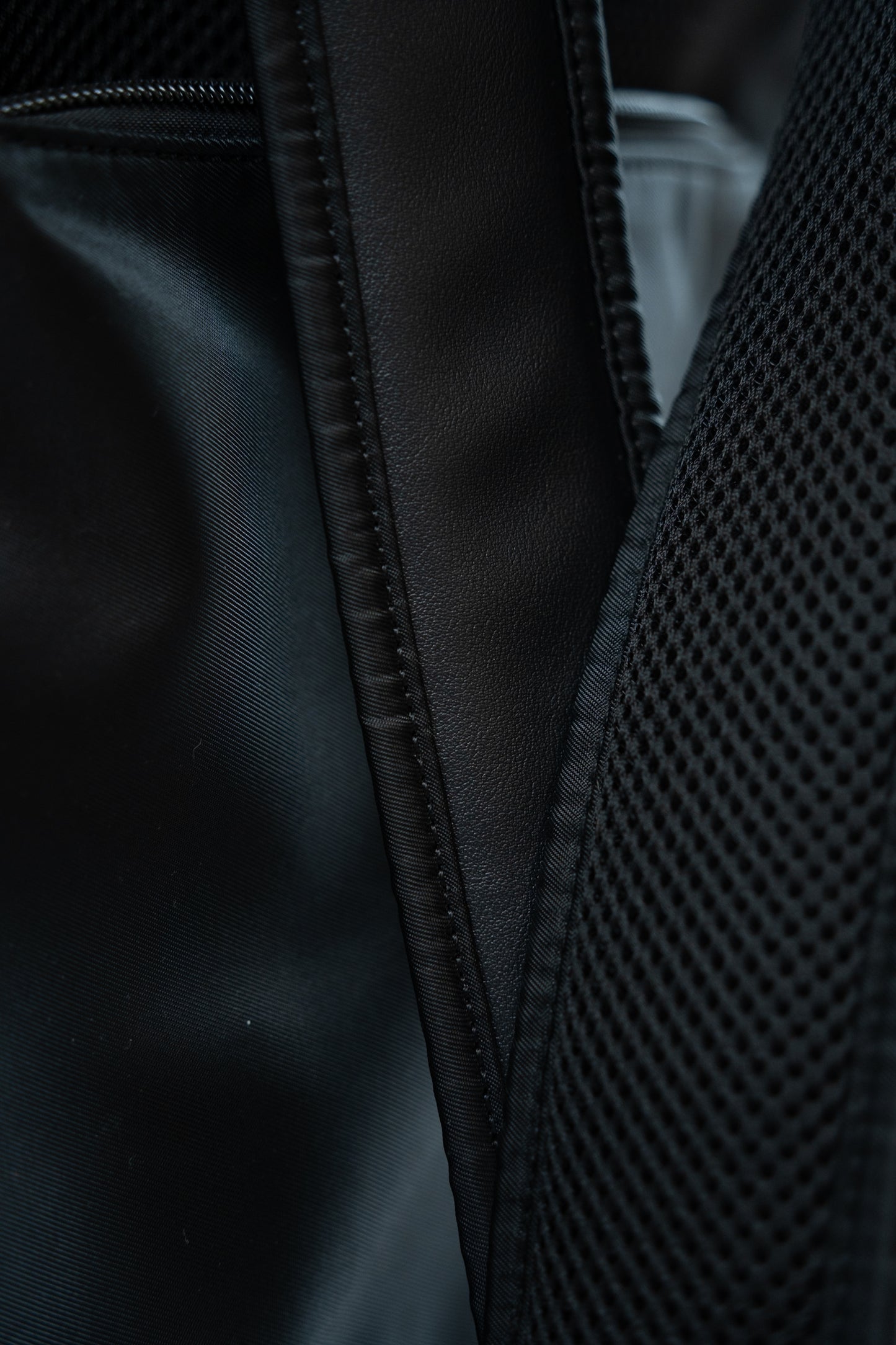 MIOREA Essential Backpack – Smart Utility Edition – “これ一つで、ママの一日が整う多機能リュック”