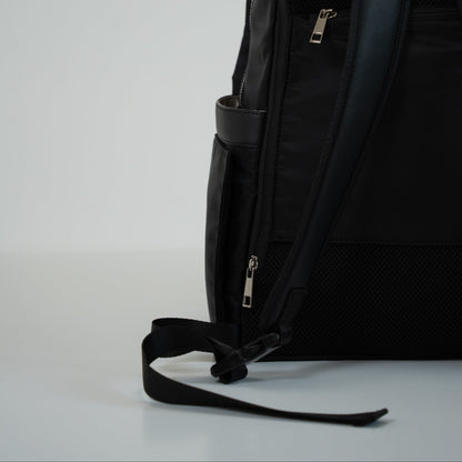 MIOREA Essential Backpack – Smart Utility Edition – “これ一つで、ママの一日が整う多機能リュック”