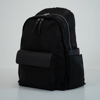 MIOREA Essential Backpack – Smart Utility Edition – “これ一つで、ママの一日が整う多機能リュック”